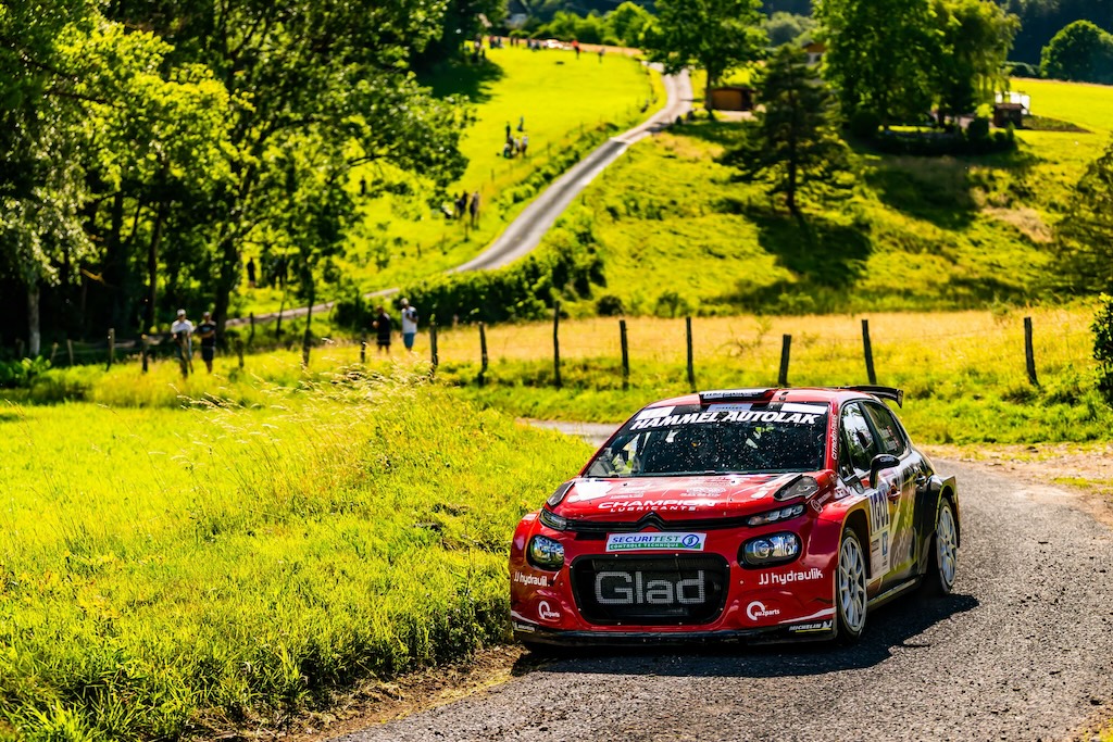I alle sæsonens hidtidige løb - som her Rallye des Vosges - har Kenneth Madsen og Mads Dalsager fuldført. Men det gjorde de ikke i Rally Sønderjylland.
(Foto: Quentin Ribaud Photographie)